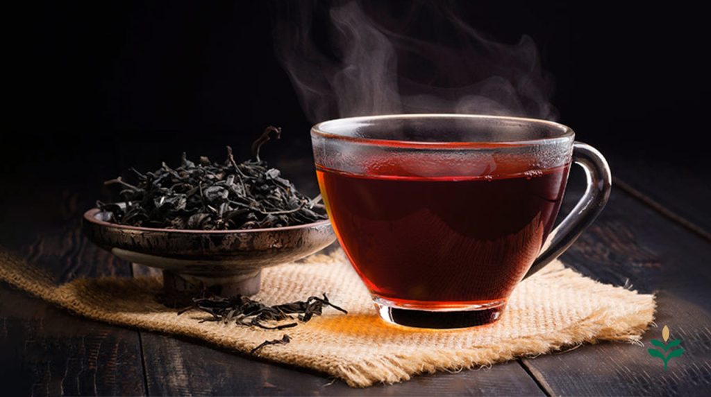 چای سیاه در فنجان