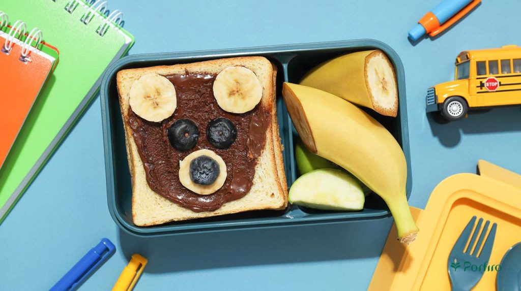 Healthy snacks containing sandwiches and bananas for children