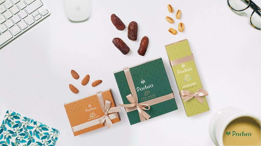 Dates, pistachios, and almonds are suitable for the diet of people with fatty liver